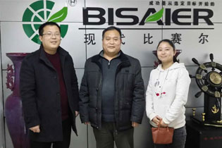 𱬾WοϱِrI(y)LӰ