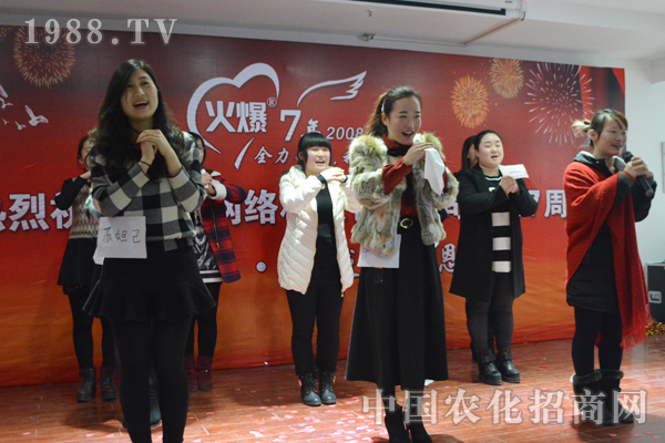 一個(gè)故事,兩種結(jié)局